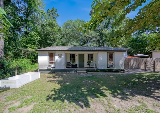 Homes for sale in Trinity, TX | 263 Travis Ln, Trinity, TX 75862 | MLS# 9285374