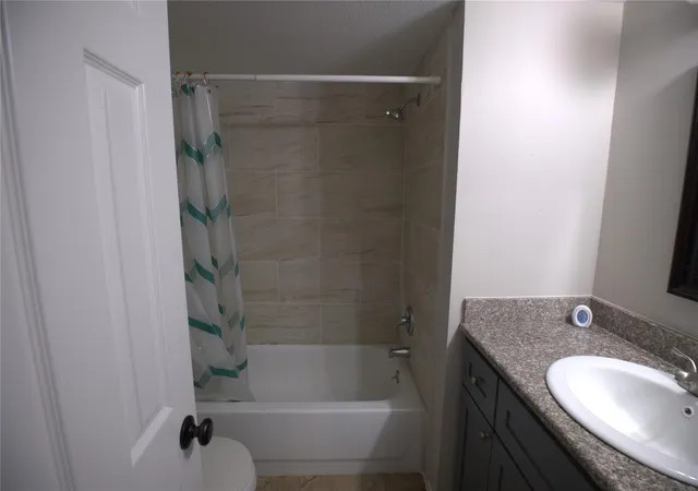image of 4444 Victory Dr, Houston, TX 77088