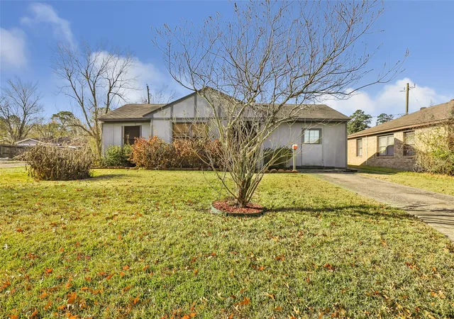 Photo 2 of Single family home for sale at 2003 Texoma St, Baytown, TX 77520 | MLS# 95019139 | Listing updated on 2026-08-25
