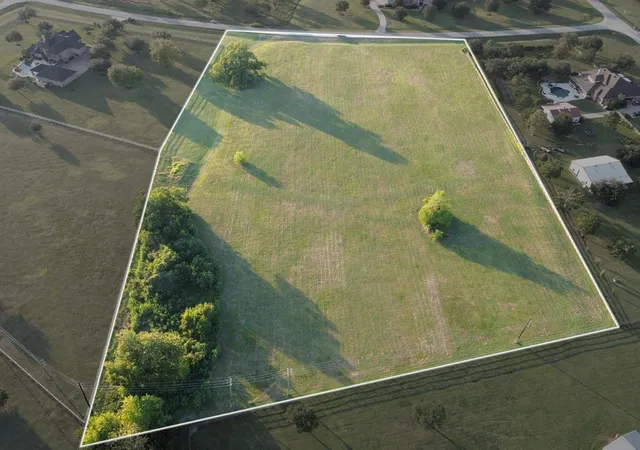 Photo 2 of Land for sale at 2923 Blue Grass Dr, Richmond, TX 77406 | MLS# 4272038 | Listing updated on 2026-01-23