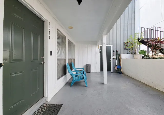 4th image of 781 Country Pl Dr #1047, Houston, TX 77079 | MLS# 37039505