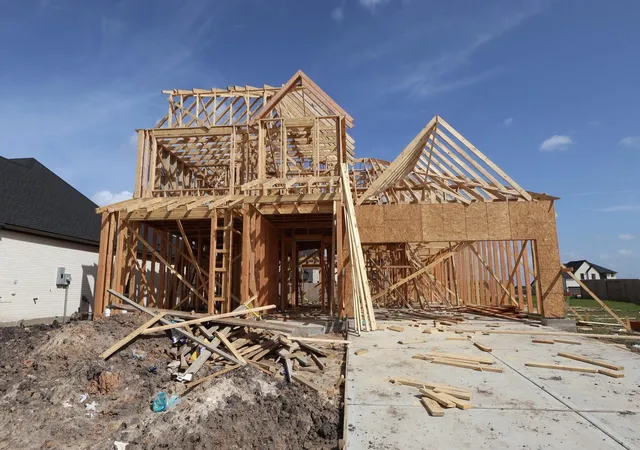 Photo 4 of Single family home for sale at 5011 Nesbit Path, Rosenberg, TX 77471 | MLS# 30517916 | Listing updated on 2026-09-22