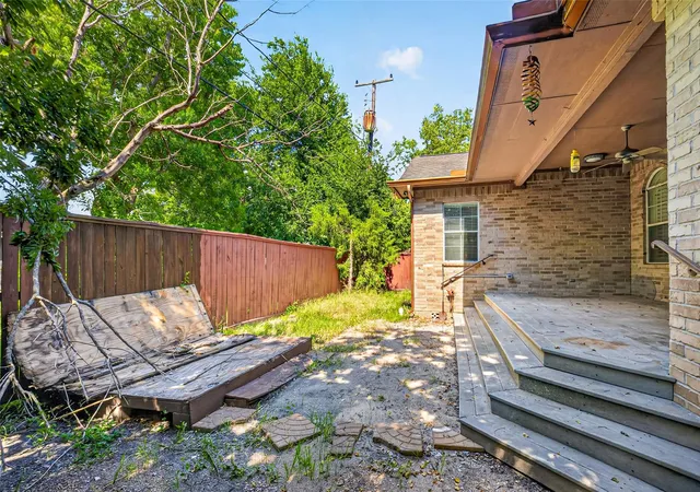 Homes for sale in Houston, TX | 5771 Belarbor St, Houston, TX 77033 | MLS# 13730627