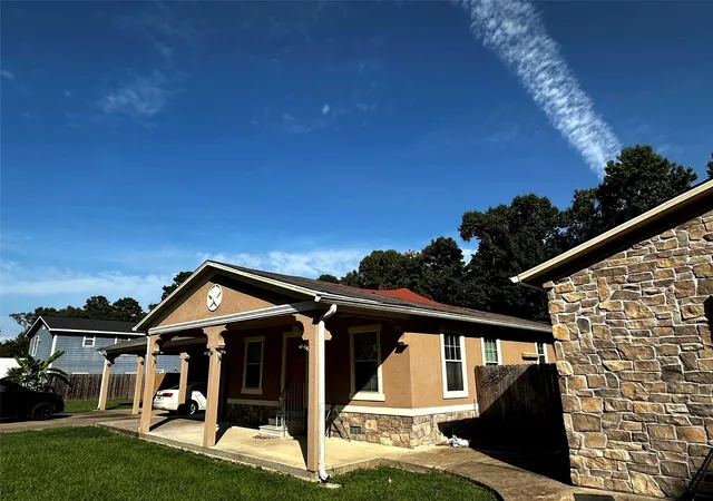 Photo 2 of Single family home for sale at 629 Hidden Oaks Dr, Point Blank, TX 77364 | MLS# 66454578 | Listing updated on 2026-08-29