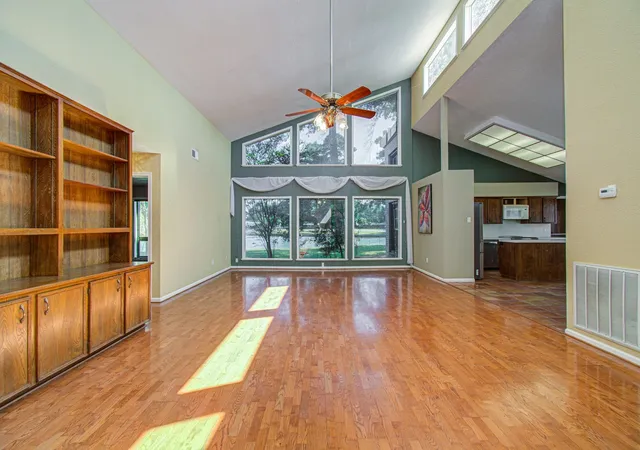 Photo 2 of Single family home for sale at 16214 Coral Bay St, Crosby, TX 77532 | MLS# 52372921 | Listing updated on 2026-09-19