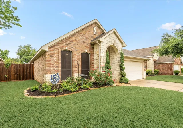 Photo 2 of Single family home for sale at 16631 Cypresswick Ln, Spring, TX 77379 | MLS# 95173798 | Listing updated on 2026-09-22