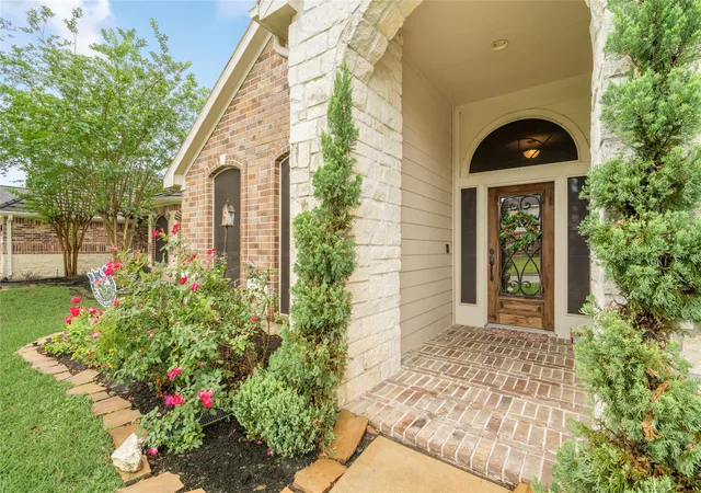 Photo 3 of Single family home for sale at 16631 Cypresswick Ln, Spring, TX 77379 | MLS# 95173798 | Listing updated on 2026-09-22