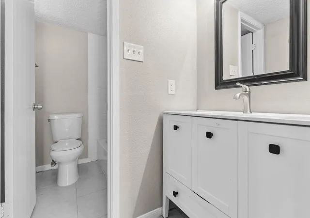 image of 1516 Bay Area Blvd, Houston, TX 77058