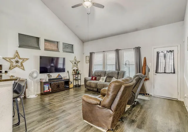 5th image of 20036 Wade Hampton Dr, Cleveland, TX 77327 | MLS# 44133543
