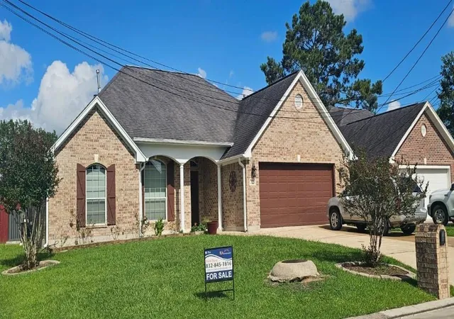 Photo 1 of Single family home for sale at 2125 Willowglen Dr, Beaumont, TX 77707 | MLS# 30557481 | Listing updated on 2026-09-11