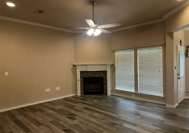 Photo 3 of Single family home for sale at 2125 Willowglen Dr, Beaumont, TX 77707 | MLS# 30557481 | Listing updated on 2026-09-11
