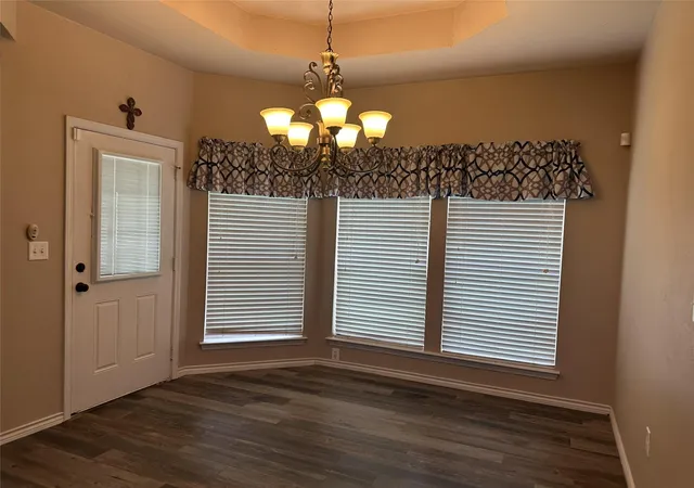 Photo 4 of Single family home for sale at 2125 Willowglen Dr, Beaumont, TX 77707 | MLS# 30557481 | Listing updated on 2026-09-11