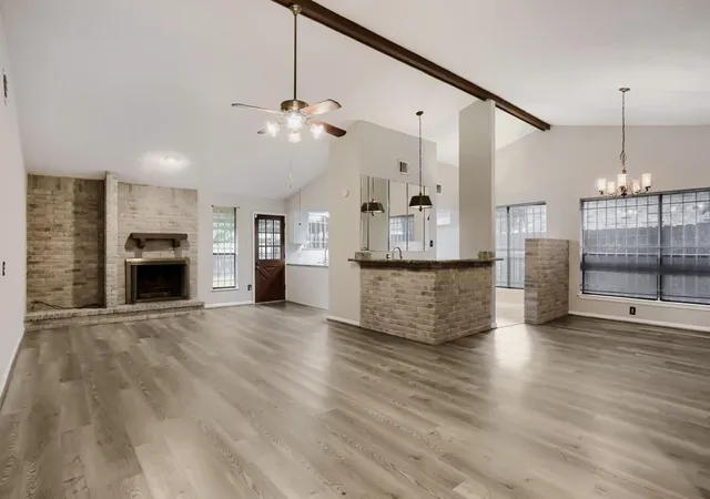 2nd image of 10103 Inwood Shadows St, Houston, TX 77088 | MLS# 87753504