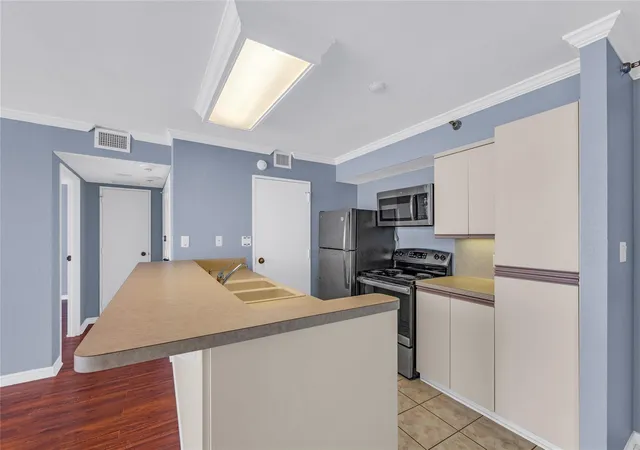 4th image of 5220 Seawall Blvd #1034, Galveston, TX 77551 | MLS# 49548839