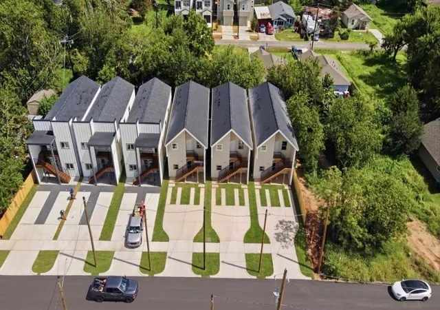 23rd image of 307 Bolden A/b St, Houston, TX 77029 | MLS# 68285809