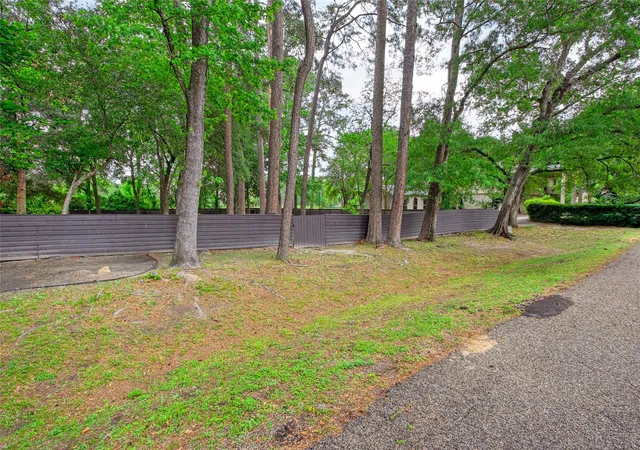 Homes for sale in Conroe, TX | 578 Roanoke Dr, Conroe, TX 77302 | MLS# 23585580