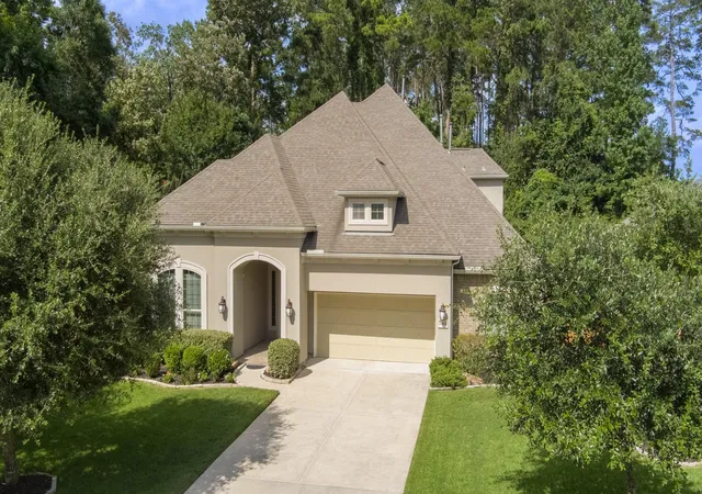 Photo 3 of Sale Pending at 2004 Lily Ranch Ln, Conroe, TX 77304 | MLS# 4597083 | Listing updated on 2026-09-03
