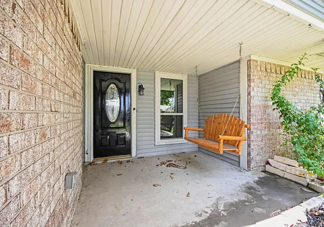 4th image of 1202 Denise St, Deer Park, TX 77536 | MLS# 80676942