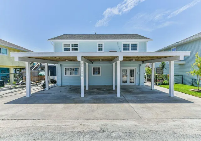 1st image of 1126 Redfish St, Hitchcock, TX 77563 | MLS# 41114122
