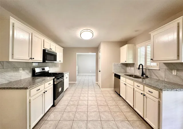 Photo 4 of Single family home for sale at 16003 Cypress Valley Dr, Cypress, TX 77429 | MLS# 87896654 | Listing updated on 2026-08-24
