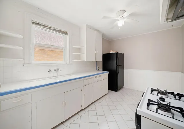 Photo 3 of Multi family home for sale at 4309 Ursuline St, Galveston, TX 77550 | MLS# 55643776 | Listing updated on 2026-07-11