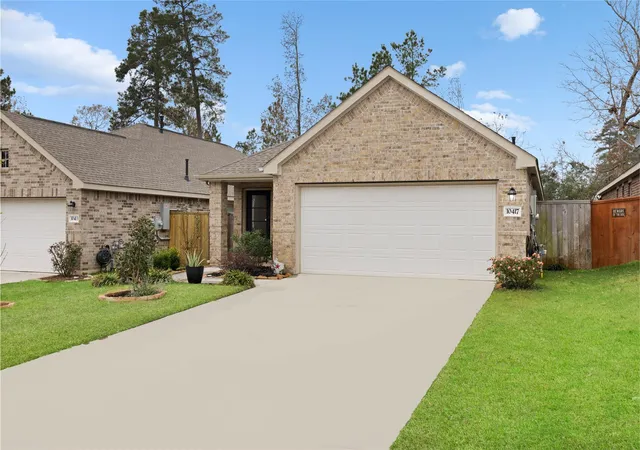 Homes for sale in Willis, TX | 10417 Pineland Dr, Willis, TX 77378 | MLS# 25670393