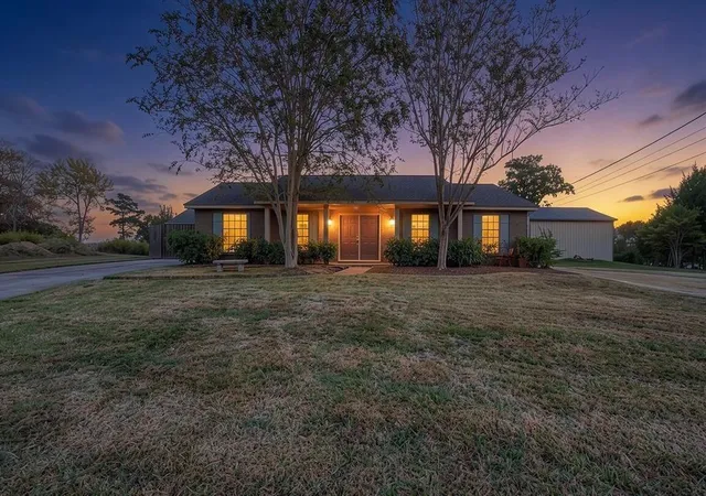 2nd image of 528 Indian Hill Blvd, Livingston, TX 77351 | MLS# 48797702