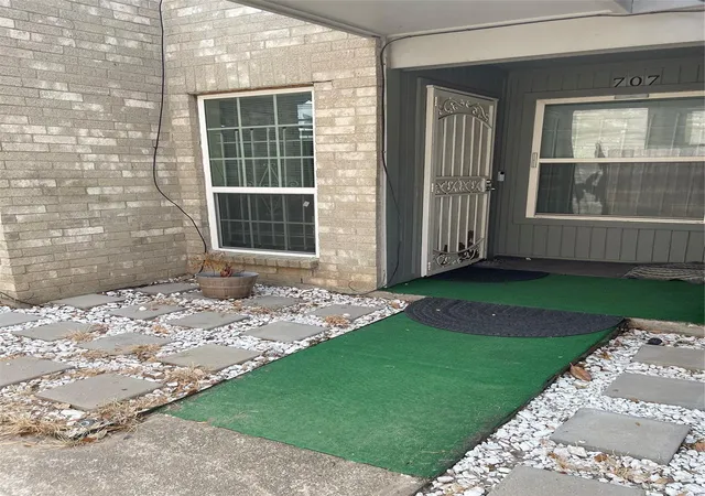 2nd image of 6500 E Sands Point Dr #707, Houston, TX 77074 | MLS# 61470878