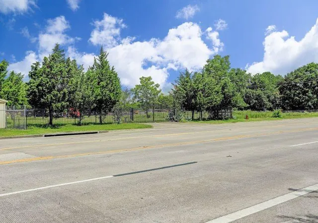 Homes for sale in Santa Fe, TX | 13720 Fm 1764 Rd, Santa Fe, TX 77517 | MLS# 28857735