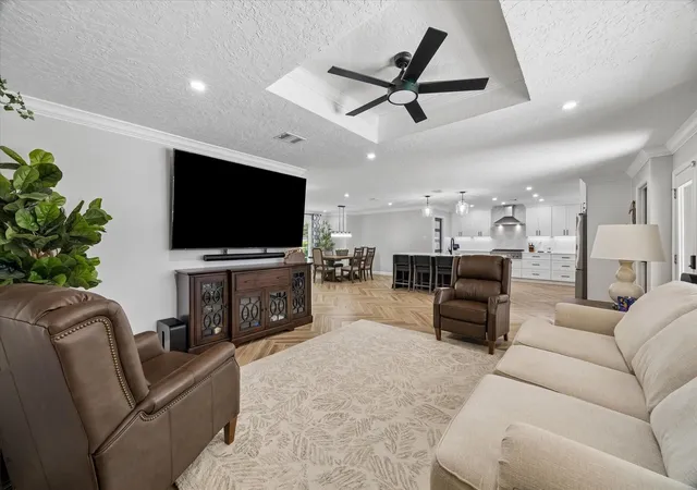 Photo 2 of Single family home for sale at 3014 Kevin Ln, Houston, TX 77043 | MLS# 90043297 | Listing updated on 2026-09-19