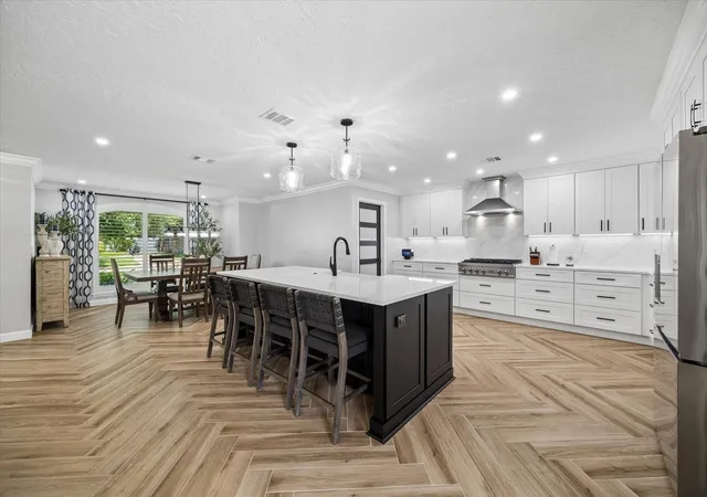 Photo 3 of Single family home for sale at 3014 Kevin Ln, Houston, TX 77043 | MLS# 90043297 | Listing updated on 2026-09-19