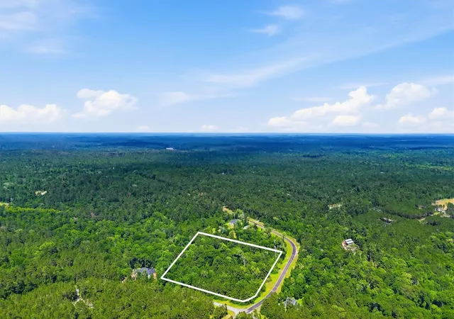 3rd image of 13/14-11 Hereford Trl, Huntsville, TX 77340 | MLS# 15933941