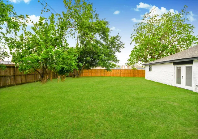 23rd image of 11119 Hazen St, Houston, TX 77072 | MLS# 66876075