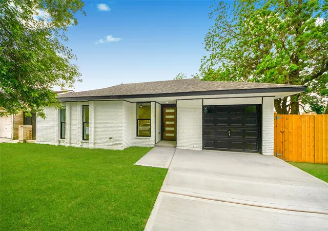 2nd image of 11119 Hazen St, Houston, TX 77072 | MLS# 66876075