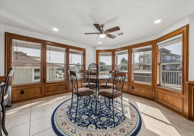 3rd image of 209 Bora Bora Dr, Galveston, TX 77554 | MLS# 23152895