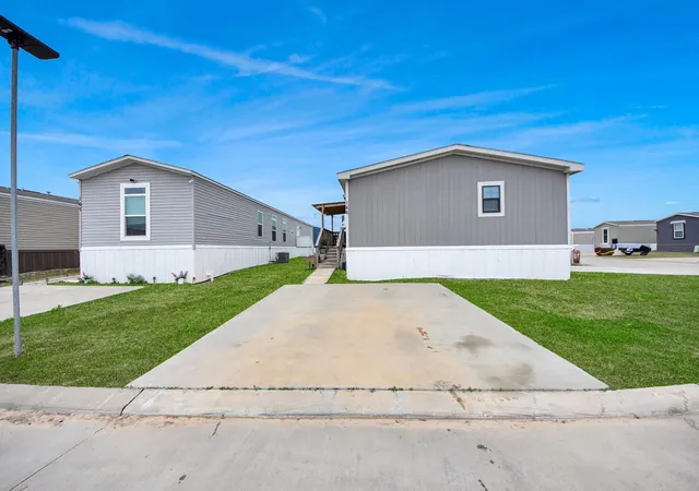 3rd image of 4343 Katy Hockley Rd #166, Katy, TX 77493 | MLS# 2212550