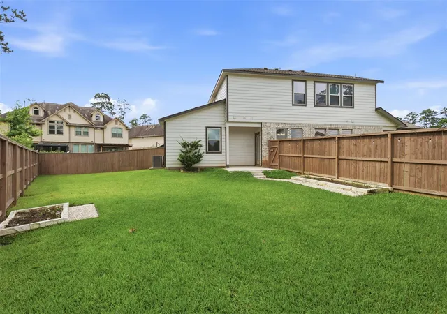 32nd image of 114 Skyshine Ct, Conroe, TX 77304 | MLS# 80914819