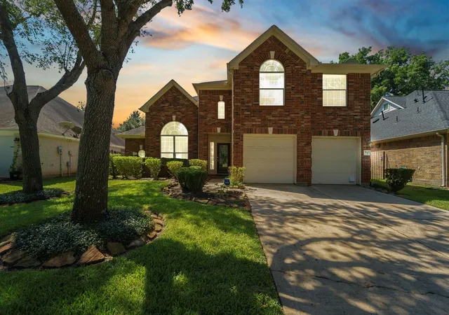 Photo 3 of Single family home for sale at 5807 Horseshoe Fls, Missouri City, TX 77459 | MLS# 62245648 | Listing updated on 2026-09-20