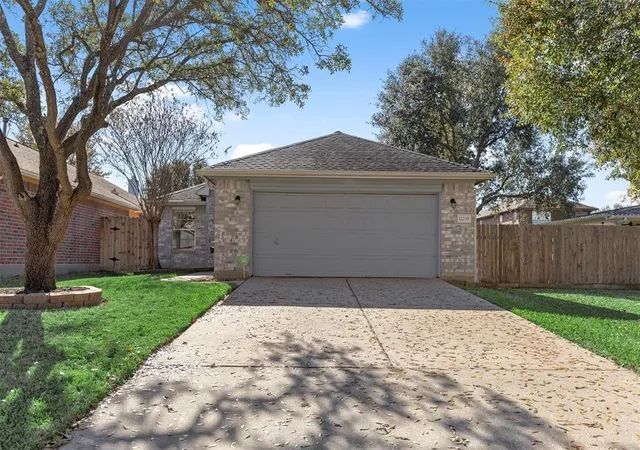 2nd image of 12235 Innisfall Cir, Tomball, TX 77377 | MLS# 91514478