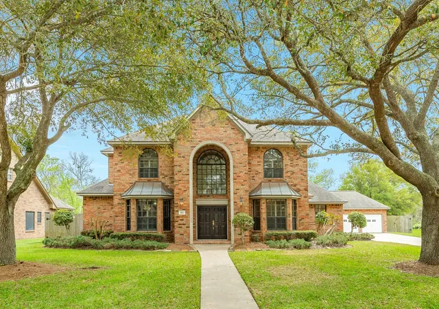 1st image of 95 Rosewood St, Lake Jackson, TX 77566 | MLS# 7991519