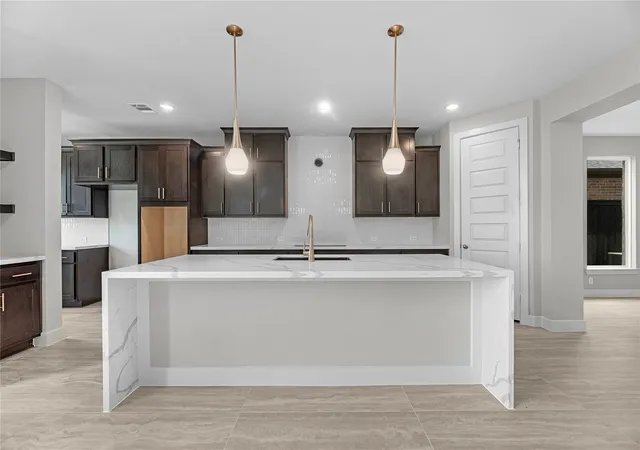 5th image of 6111 Parthenon Dr, Manvel, TX 77578 | MLS# 84237890