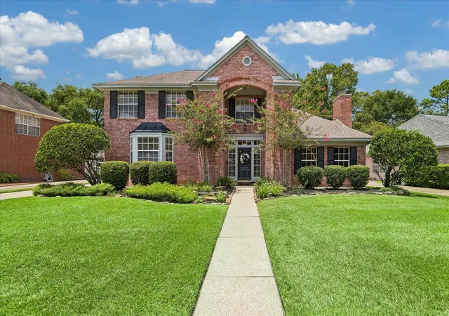 Photo 1 of Single family home for sale at 4003 Hvn Pines Dr, Kingwood, TX 77345 | MLS# 41614786 | Listing updated on 2026-08-17