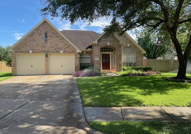Photo 1 of Single family home for sale at 1131 Woodley Bnd, Sugar Land, TX 77479 | MLS# 92257033 | Listing updated on 2026-09-24