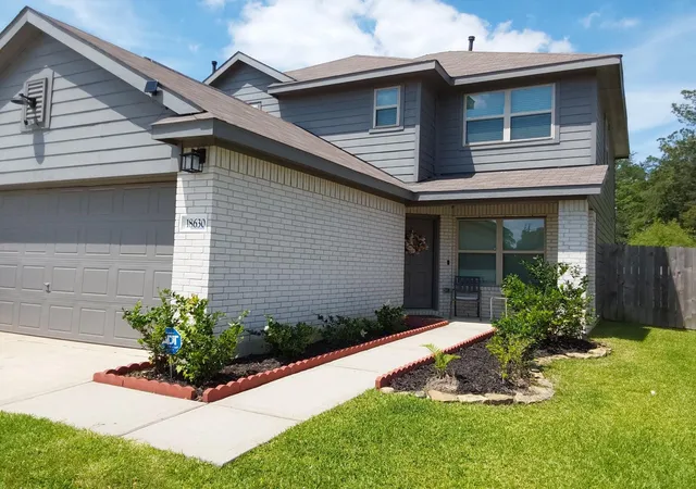 Photo 2 of Single family home for sale at 18630 Rosehill Prairie Dr, New Caney, TX 77357 | MLS# 85996399 | Listing updated on 2026-08-22