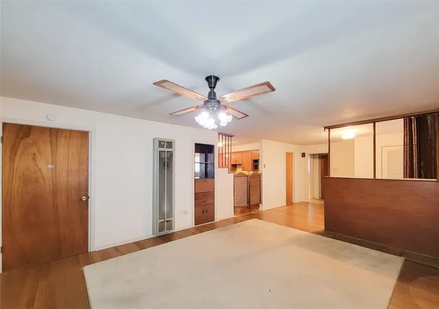 Photo 4 of Single family home for sale at 432 N Holland St, Bellville, TX 77418 | MLS# 50063157 | Listing updated on 2026-08-26