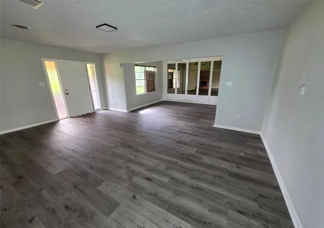 Photo 4 of Single family home for sale at 803 Ave C, Sweeny, TX 77480 | MLS# 43201634 | Listing updated on 2026-08-27