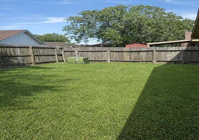 Homes for sale in Houston, TX | 6111 Irish Hill Dr, Houston, TX 77053 | MLS# 61436772