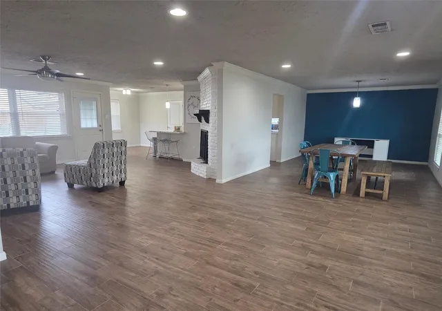 1st image of 6002 Beaudry Dr, Houston, TX 77035 | MLS# 10352208