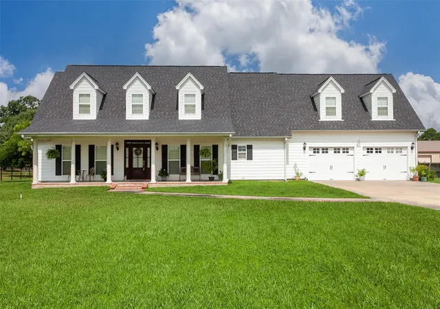 1st image of 10085 Milky Way Ln, Beaumont, TX 77705 | MLS# 96241272
