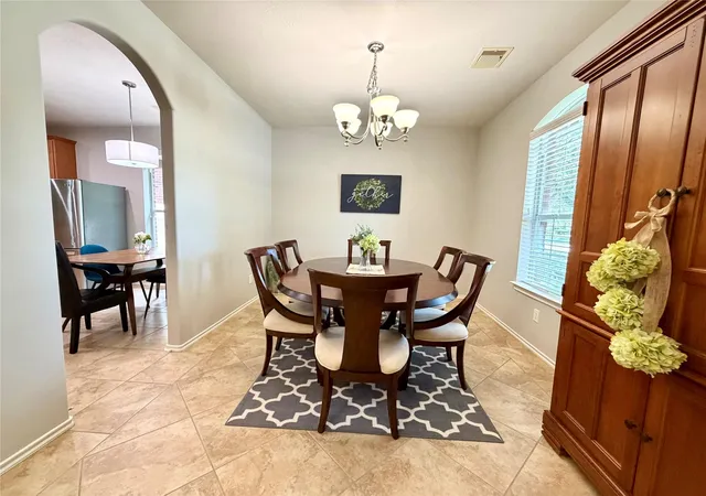 4th image of 24522 Springwood Glen Ln, Katy, TX 77494 | MLS# 93235845